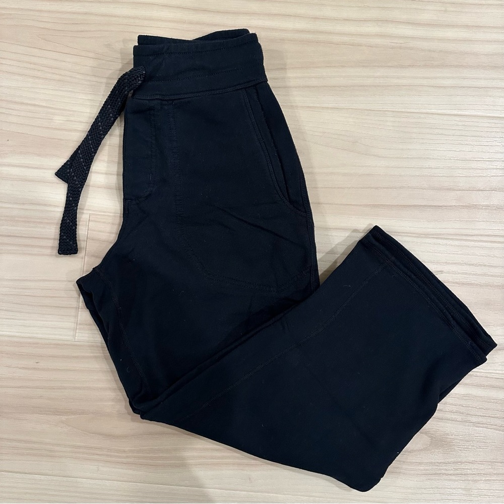 Lululemon sweatpants (short inseam)
